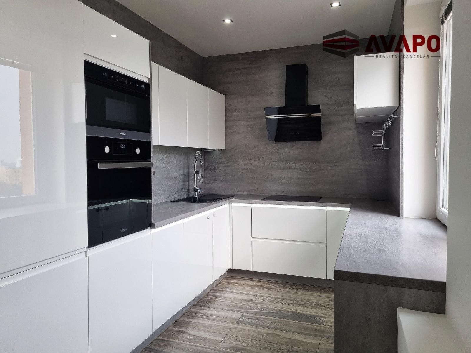 Pronájem byt 2+kk - Ukrajinská, Ostrava, 53 m²