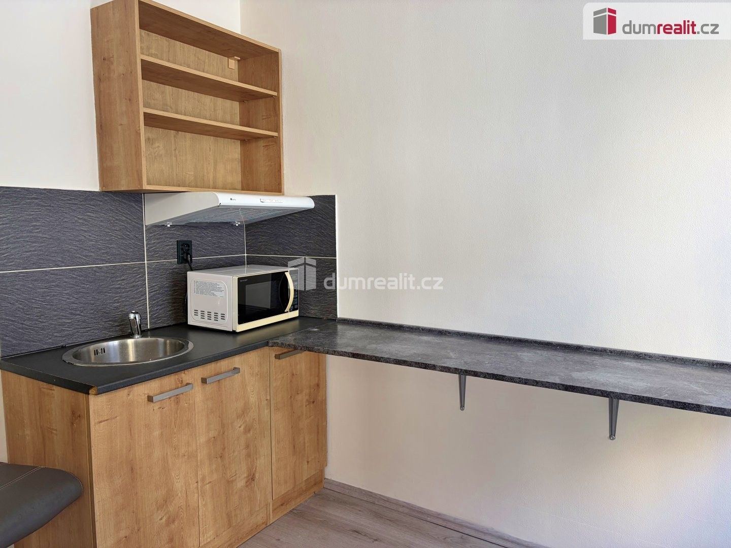 Ubytovací zařízení, Donská, Praha, 85 m² - 2