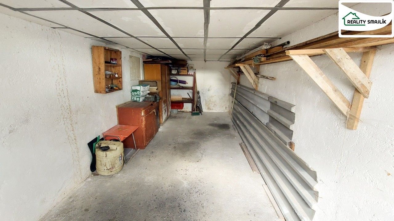 Pronájem garáž - 17. listopadu 1176, Cheb, 20 m²