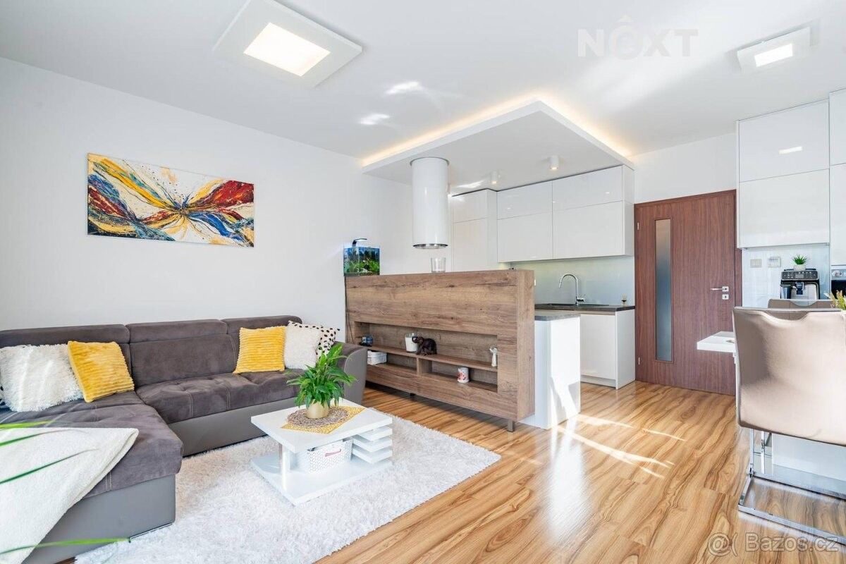 Prodej byt - Hluboká nad Vltavou, 373 41