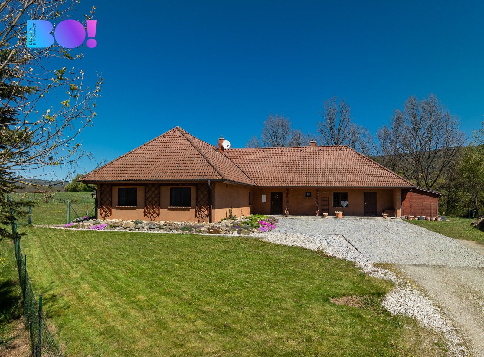 Vily, Křenov, Kájov, 221 m²