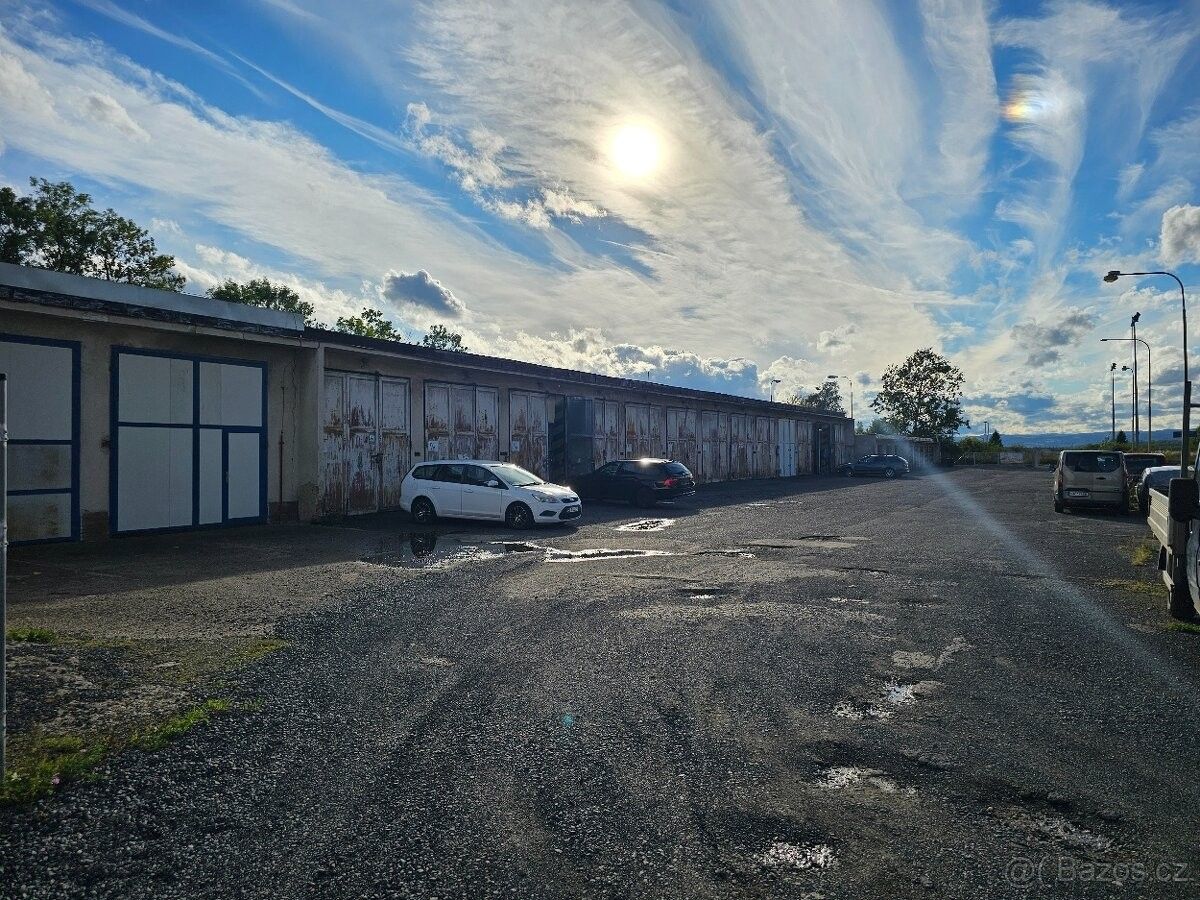 Garáže, Most, 434 01