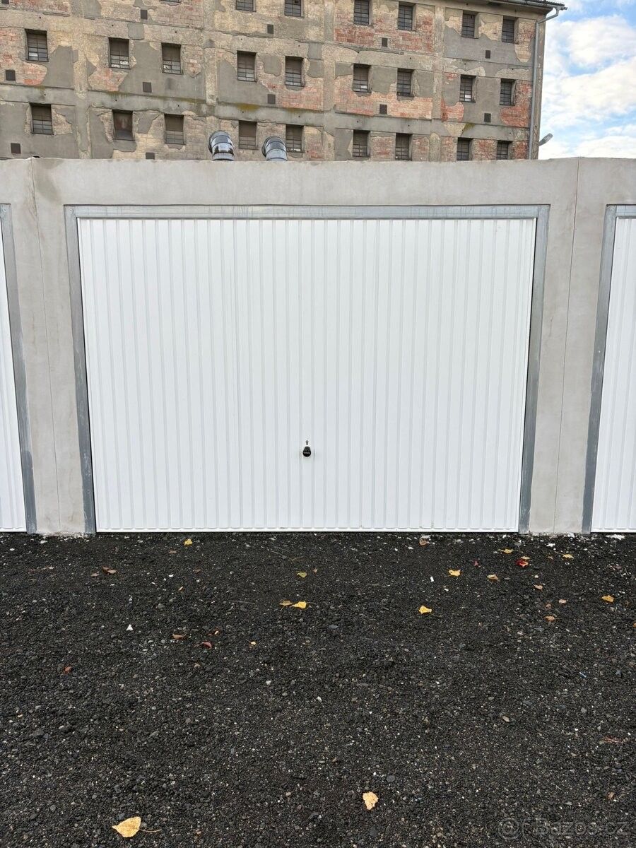 Prodej garáž - Prostějov, 796 01