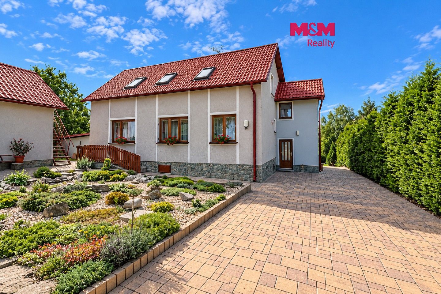 Rodinné domy, Stojice, okres Pardubice, 110 m² - 1