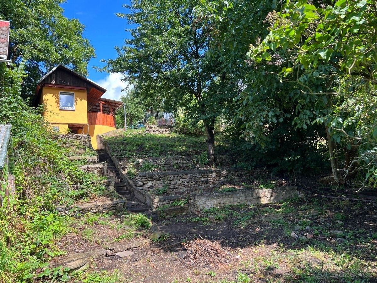 Zahrady, Litvínov, 435 42, 453 m²
