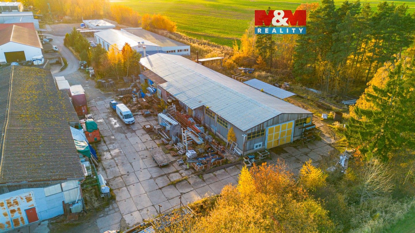 Výrobní prostory, Lišov, 5 377 m²