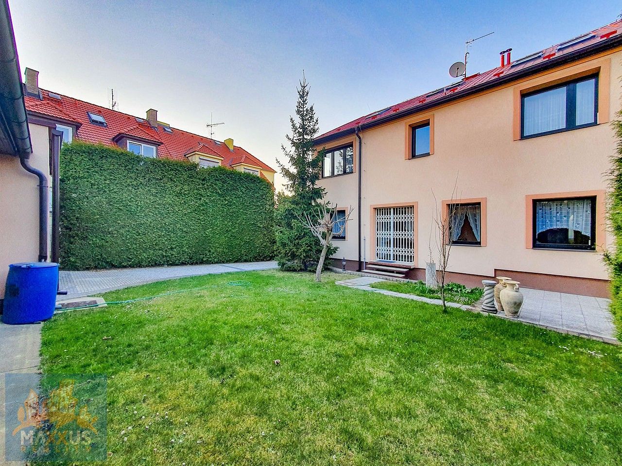 Pronájem rodinný dům - Doubravínova, Praha 6 - Řepy, 570 m² - 5