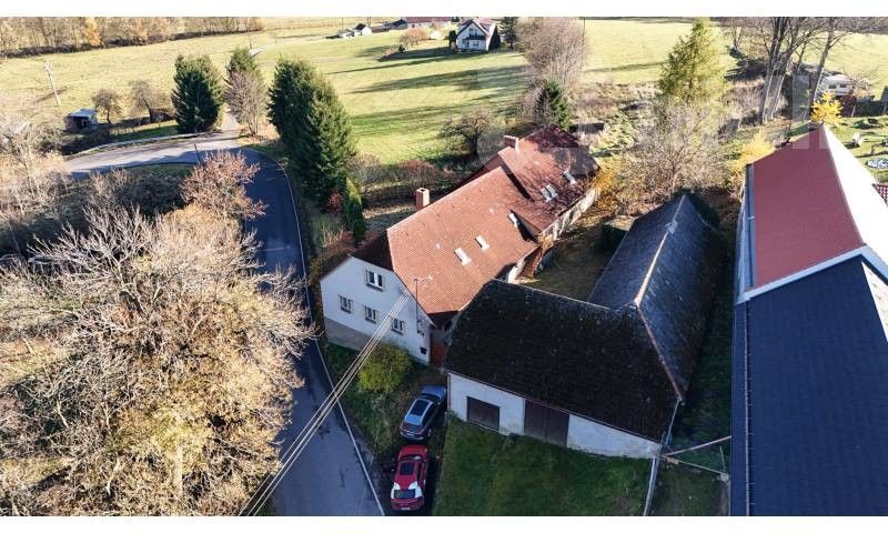 Prodej rodinný dům - Chvalšovice, Dřešín, 460 m²