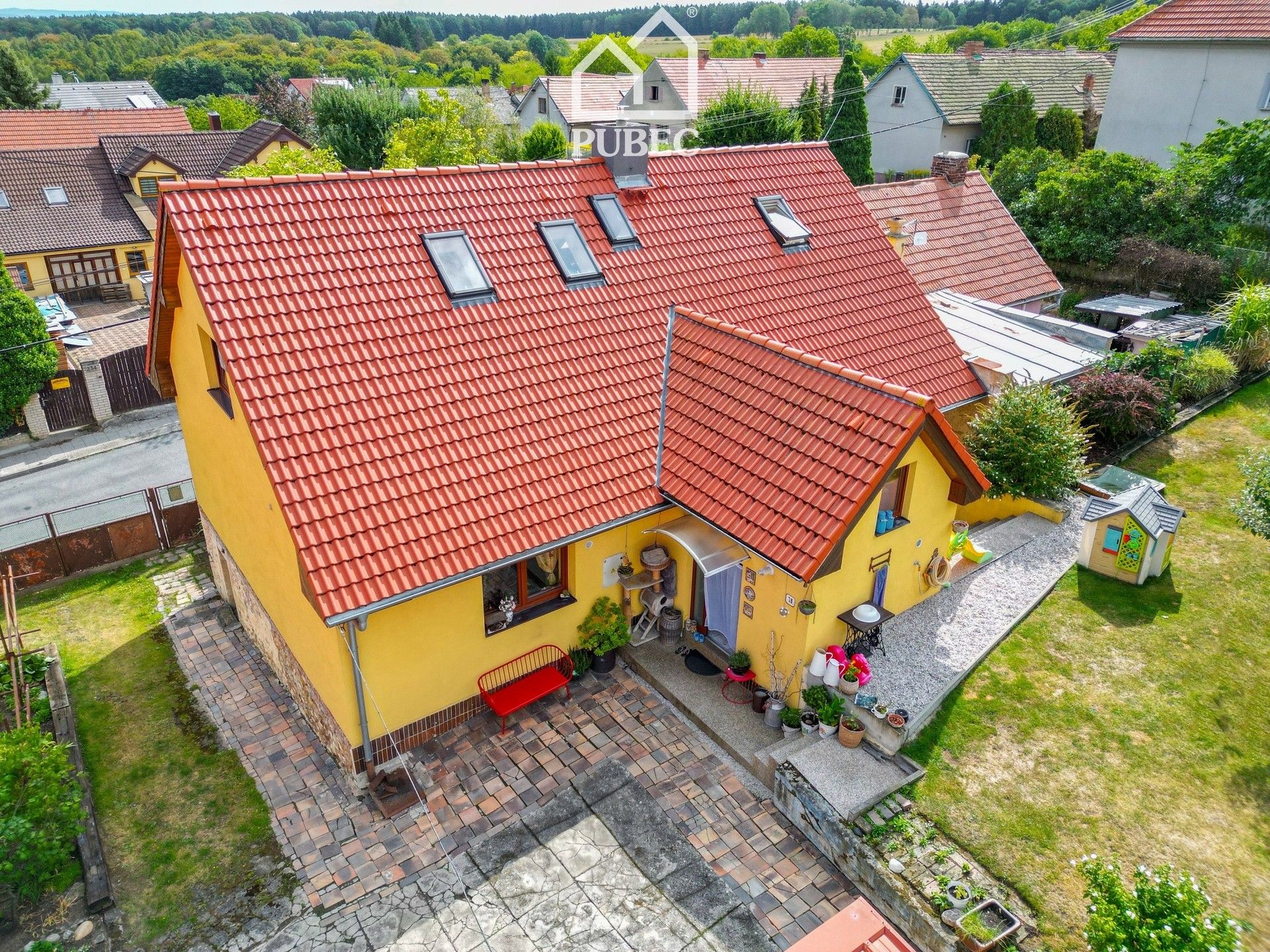 Rodinné domy, Obora, 158 m² - 1