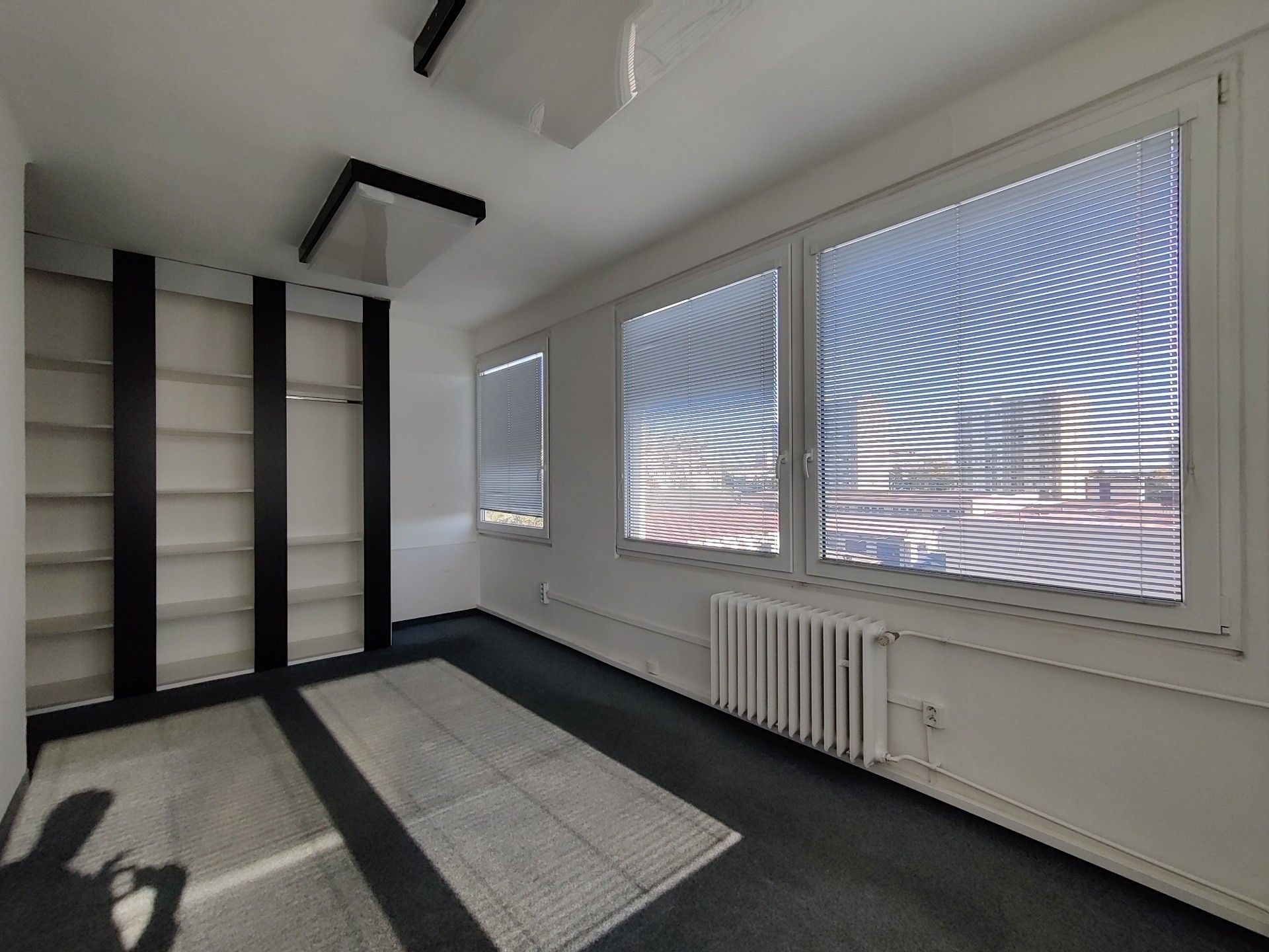 Kancelář · 34 m² · Na Jarově, Praha - 4