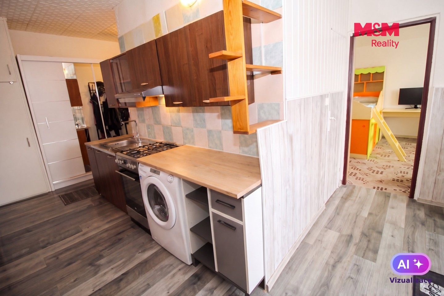 Prodej byt 3+1 - Sídliště, Rotava, 63 m² - 2