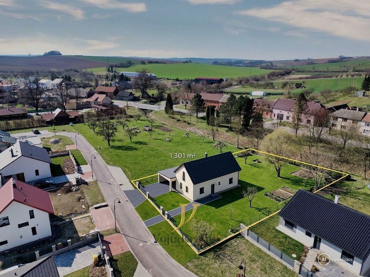 Pozemek pro bydlení, 1 301 m²
