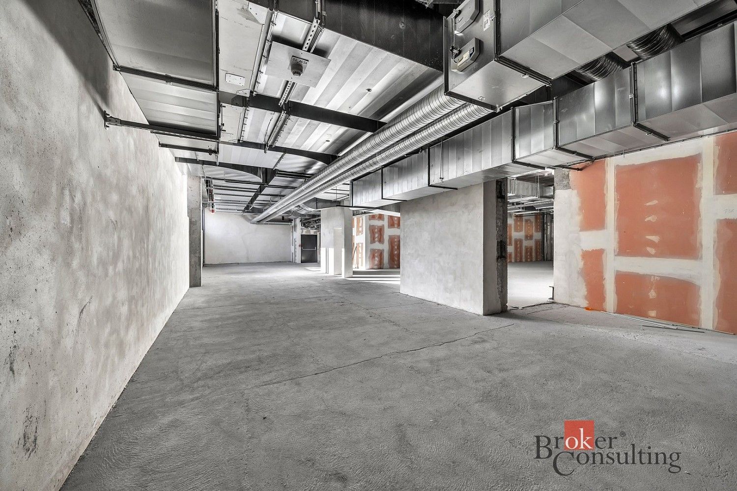 Obchodní prostory · 1 173 m² · Hradec Králové - Pražské Předměstí, Královéhradecký kraj - 3