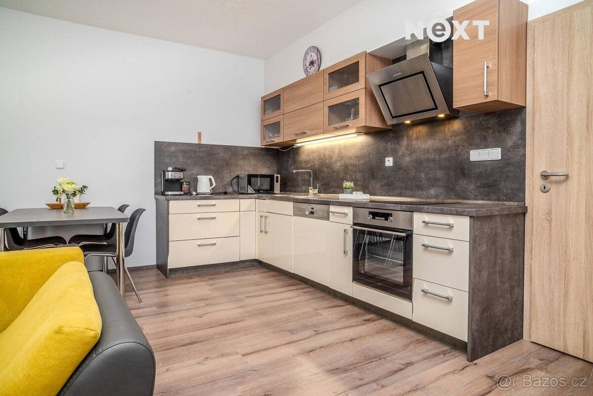 Byty, Frymburk, 382 79