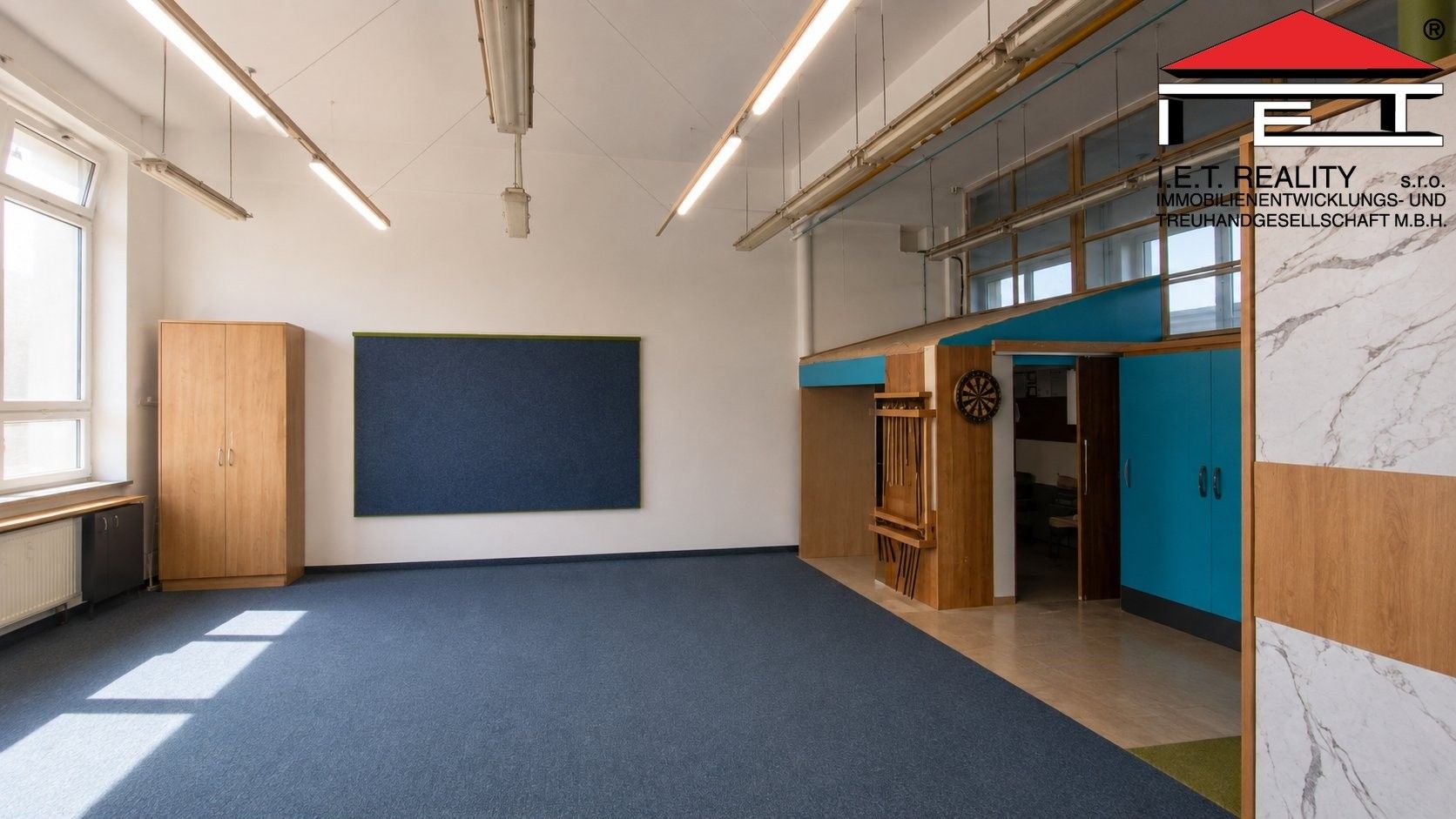 Sklady, Vratimovská, Ostrava, 169 m² - 2