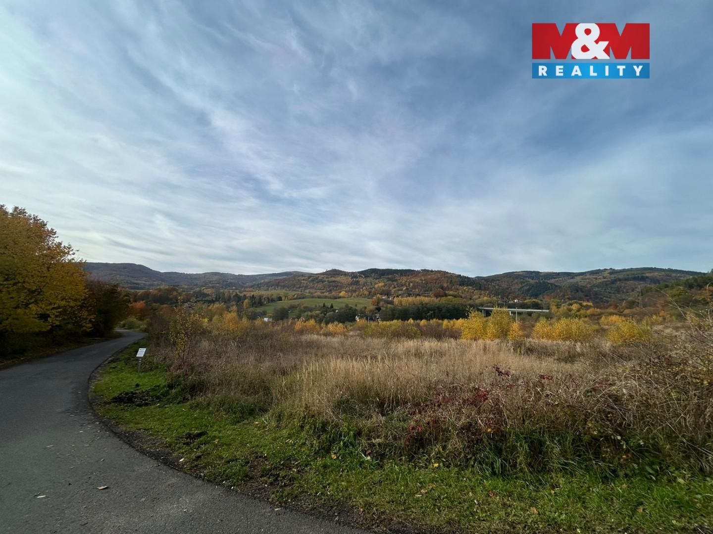 Prodej pozemek pro bydlení - Lužný, Perštejn