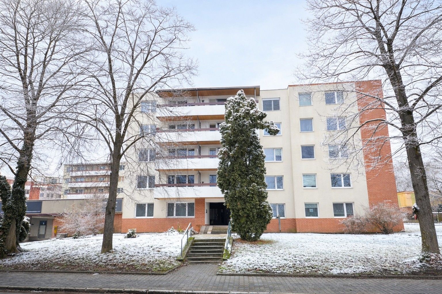 4+1, Družstevní 4515, Zlín, 84 m²
