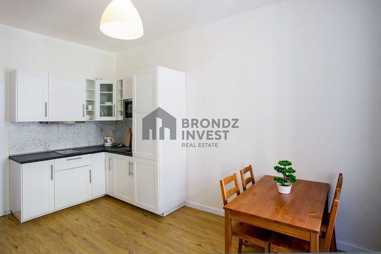 Byt 2+kk · 40 m² · Praha, okres Praha 3, Hlavní město Praha - 4