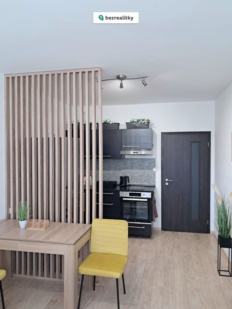 Prodej byt 1+kk - Zakšínská 609, Praha Střížkov, 27 m² - 5