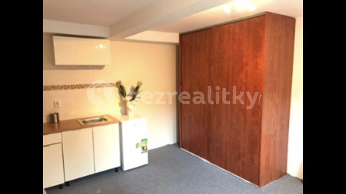 Pronájem byt 1+kk - K Ovčínu, Praha - Kobylisy, 21 m² - 5