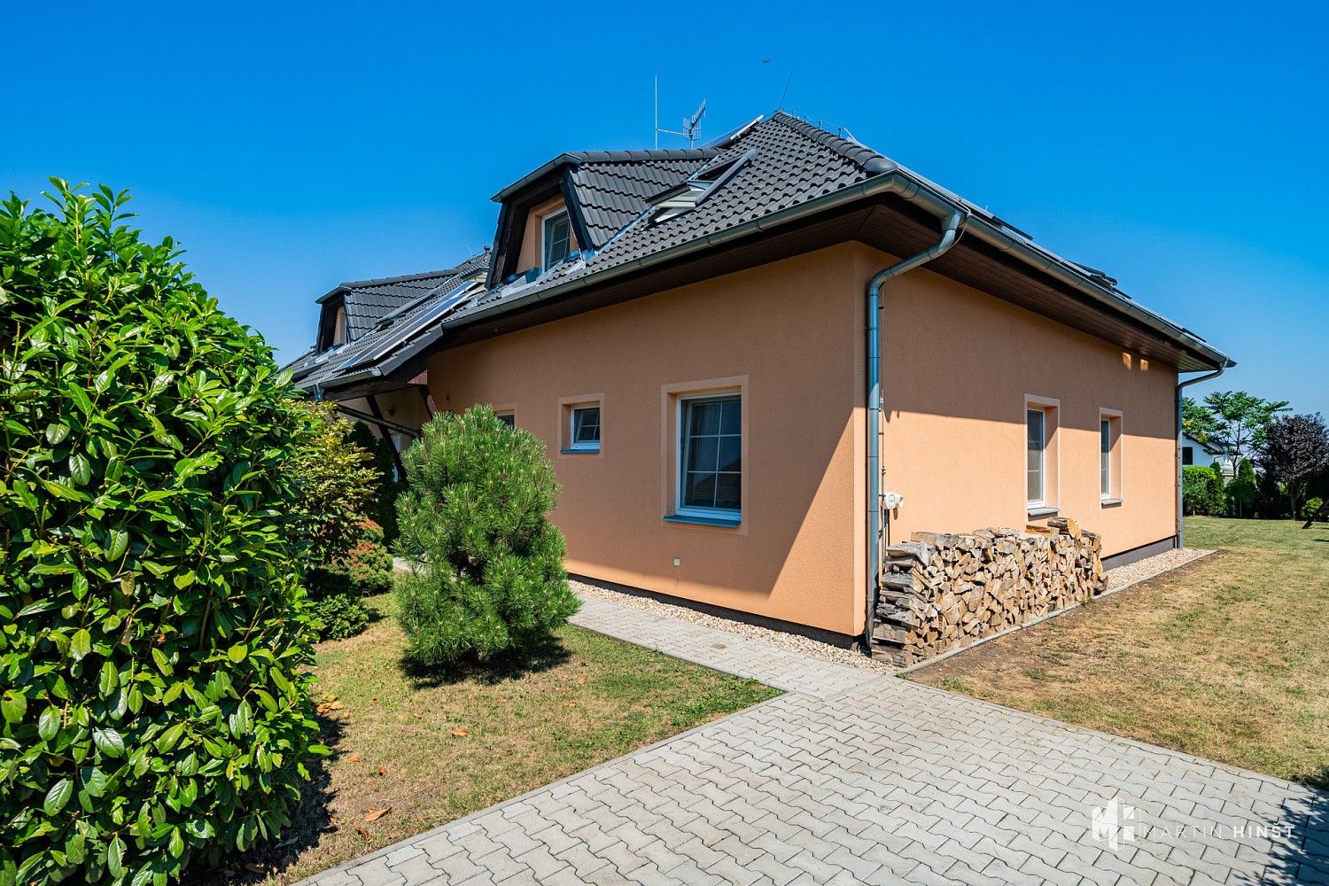 Rodinné domy, Na Blatech, Měšice, okres Praha-východ, 153 m² - 1