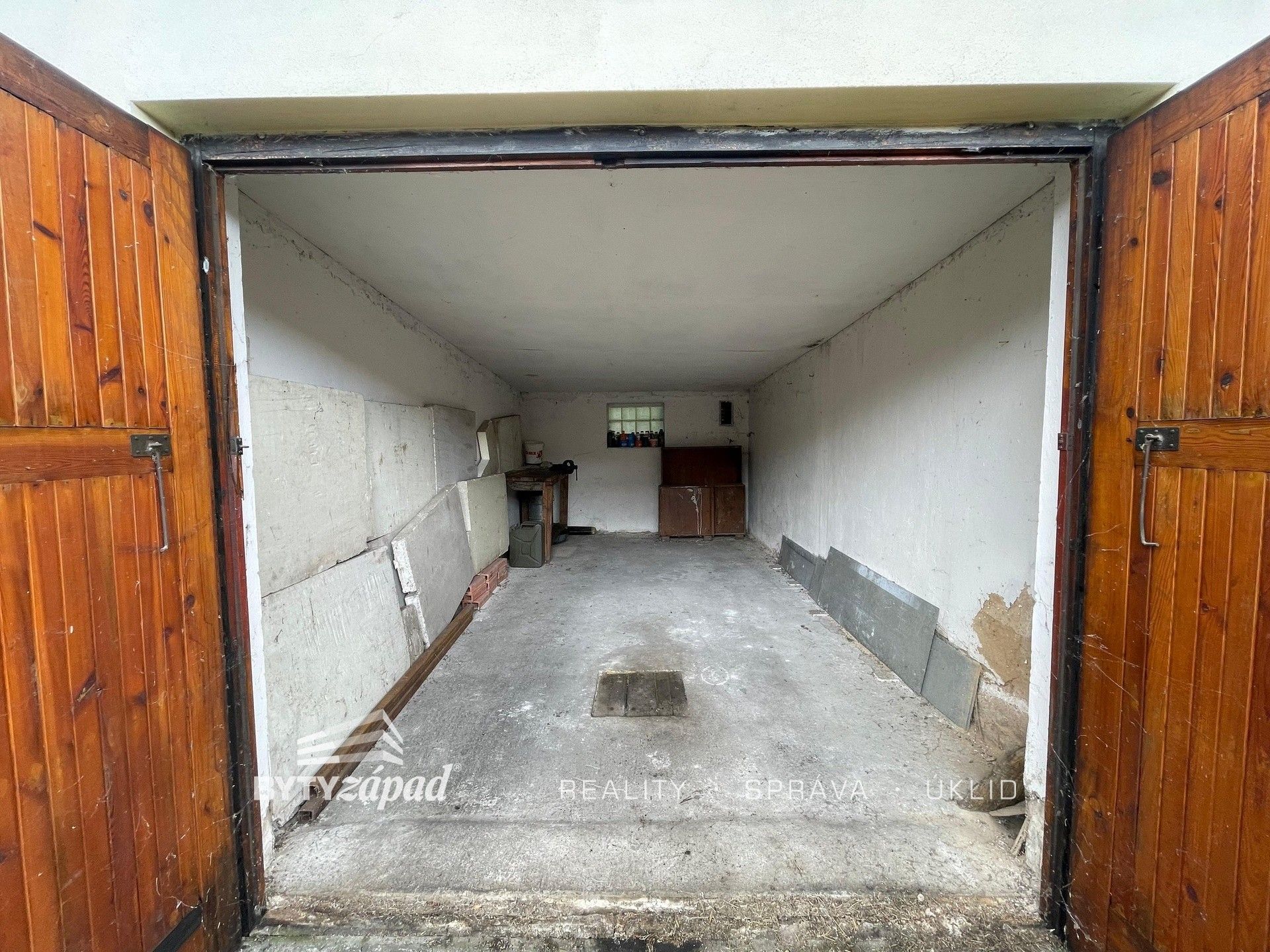 Pronájem garáž - Drážní , Plzeň, 19 m²