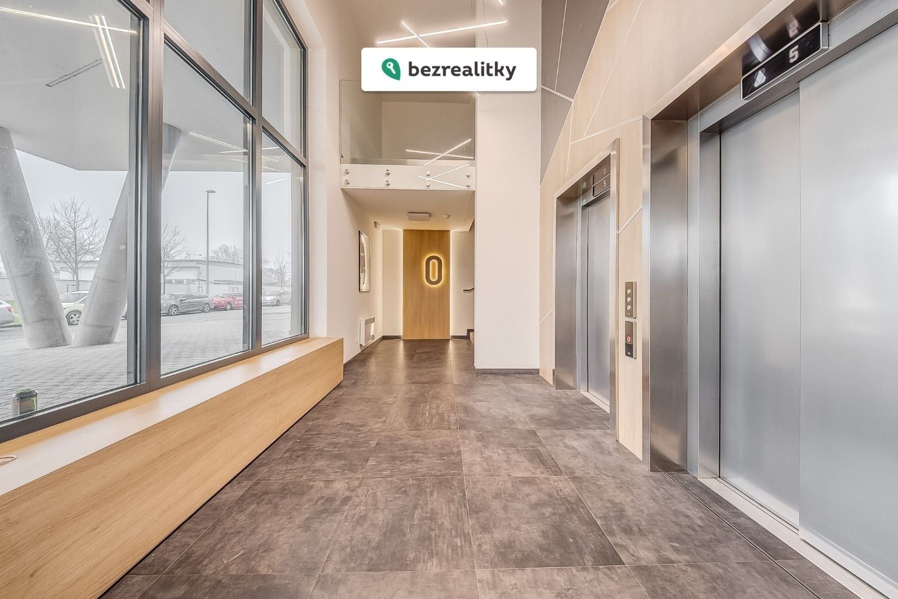 Prodej byt 3+kk - Zvěřinova, Praha, 69 m²