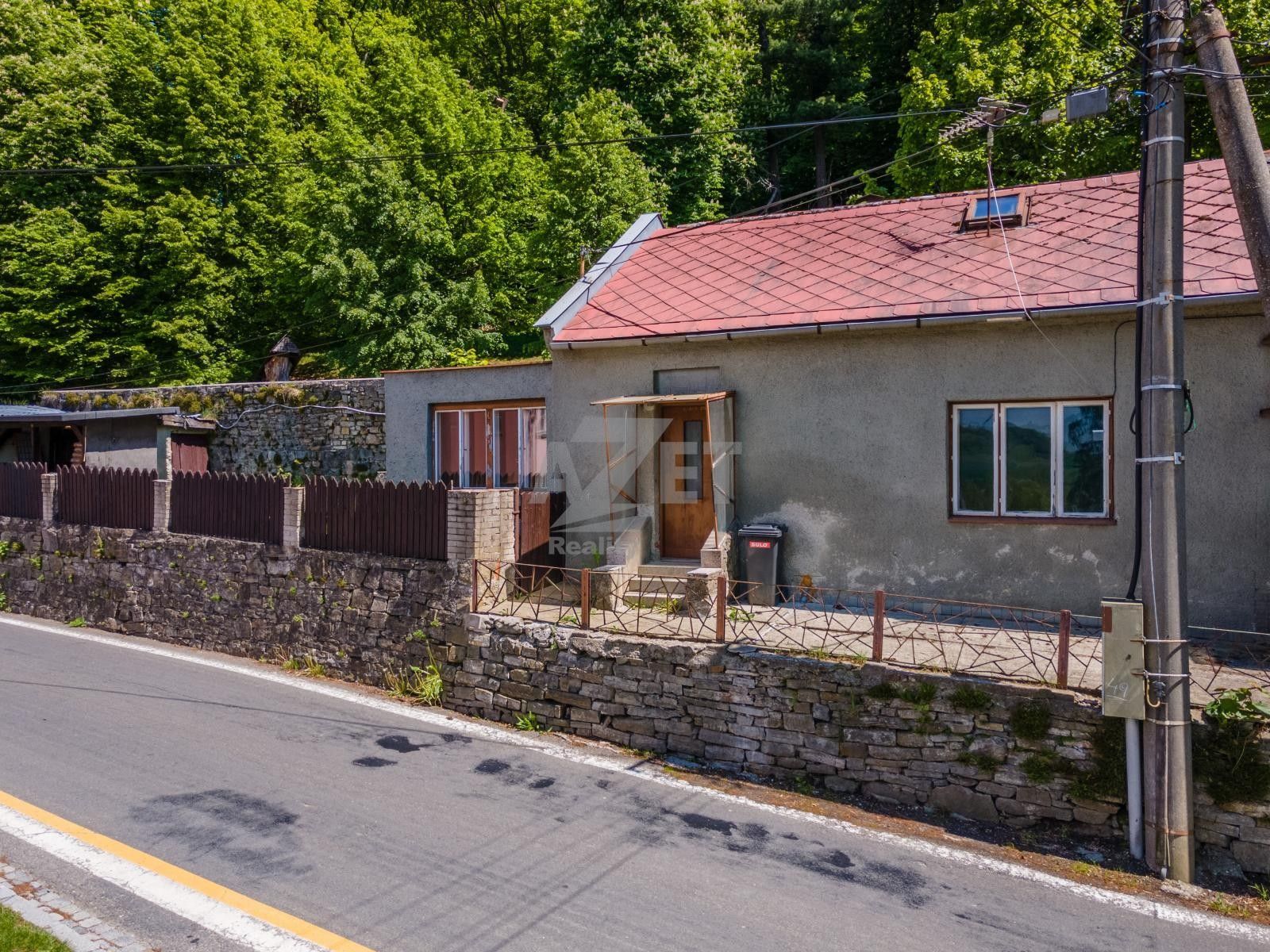 Chaty, Hukvaldy, 80 m² - 1