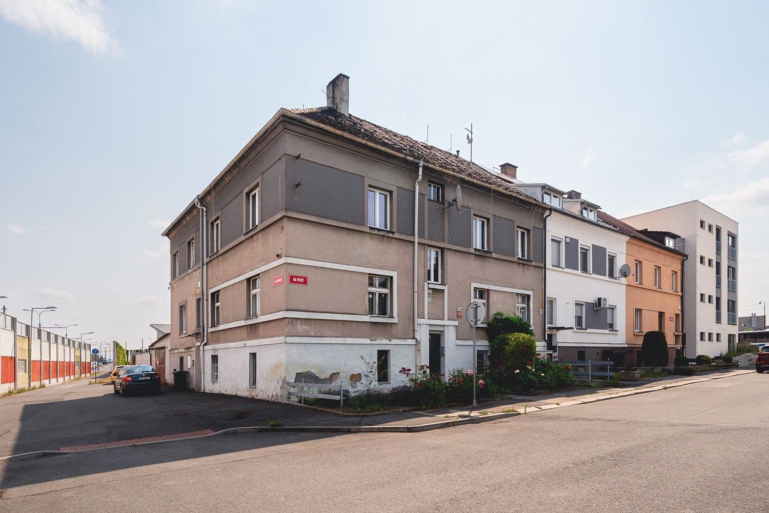 Rodinné domy, Plzeň - Skvrňany, okres Plzeň-město, Plzeňský kraj, 244 m² - 1