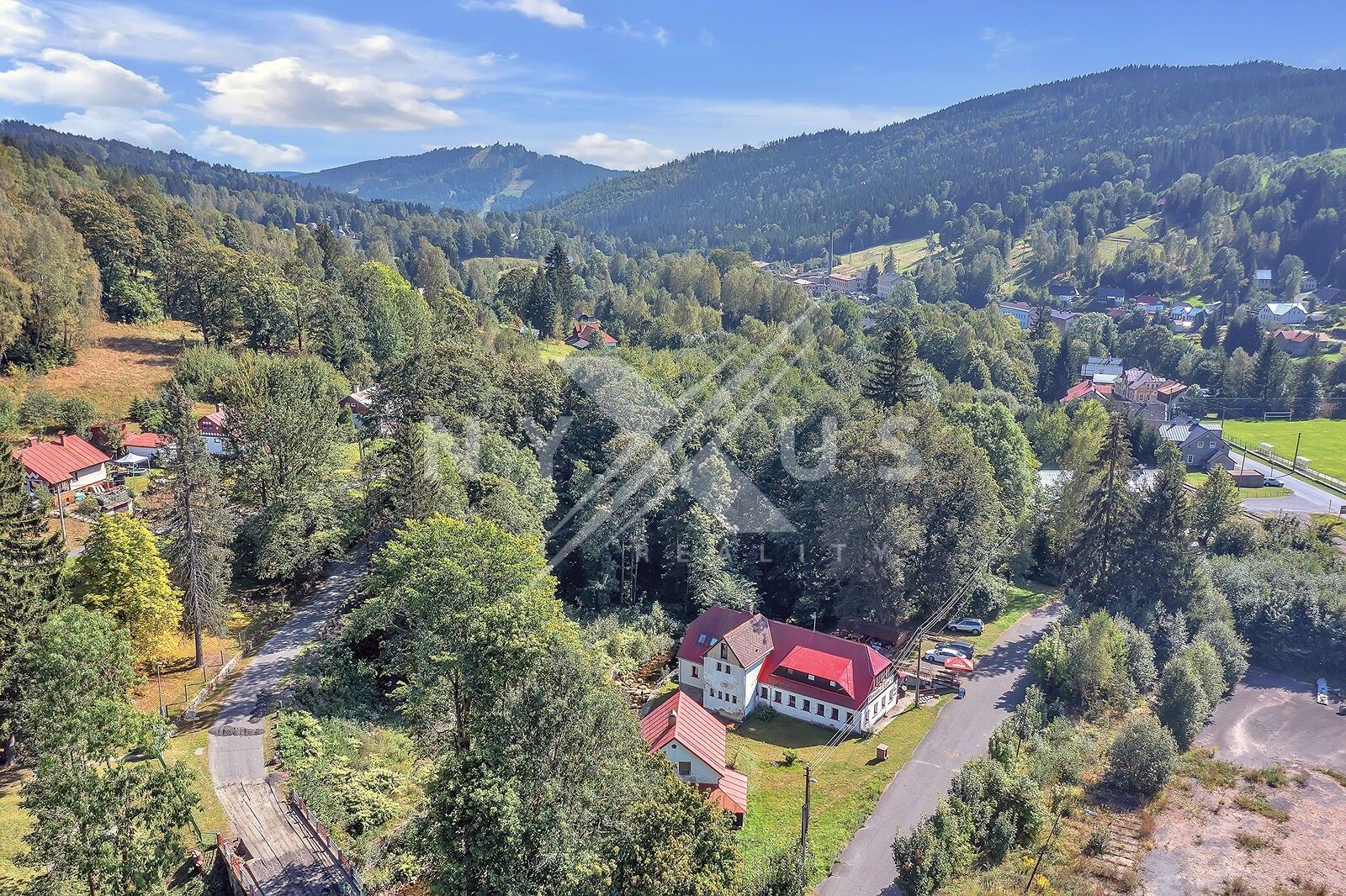 Ubytovací zařízení, Josefův Důl, 550 m²