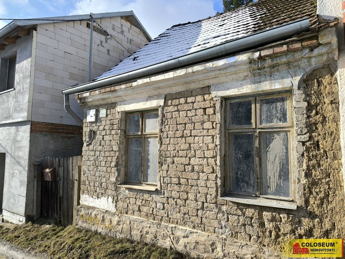 Rodinné domy, Jedovnice, 679 06