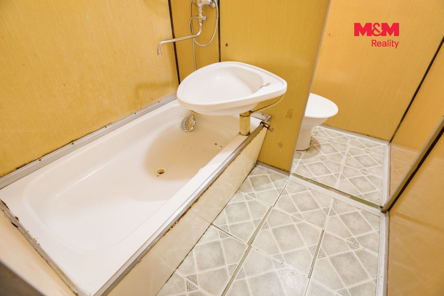 Byt 1+1 · 36 m² · 17. listopadu, Chomutov - 3