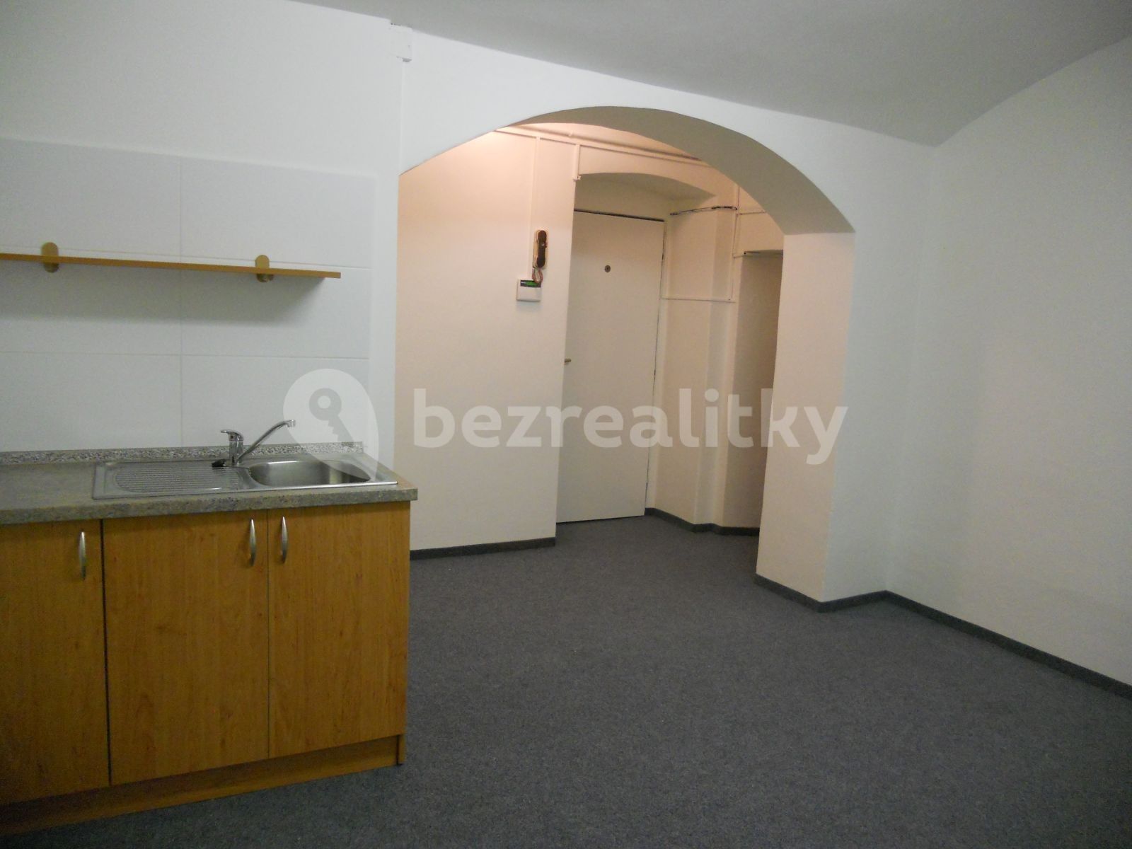 Pronájem kancelář - Korunovační, Praha - Bubeneč, 48 m² - 2