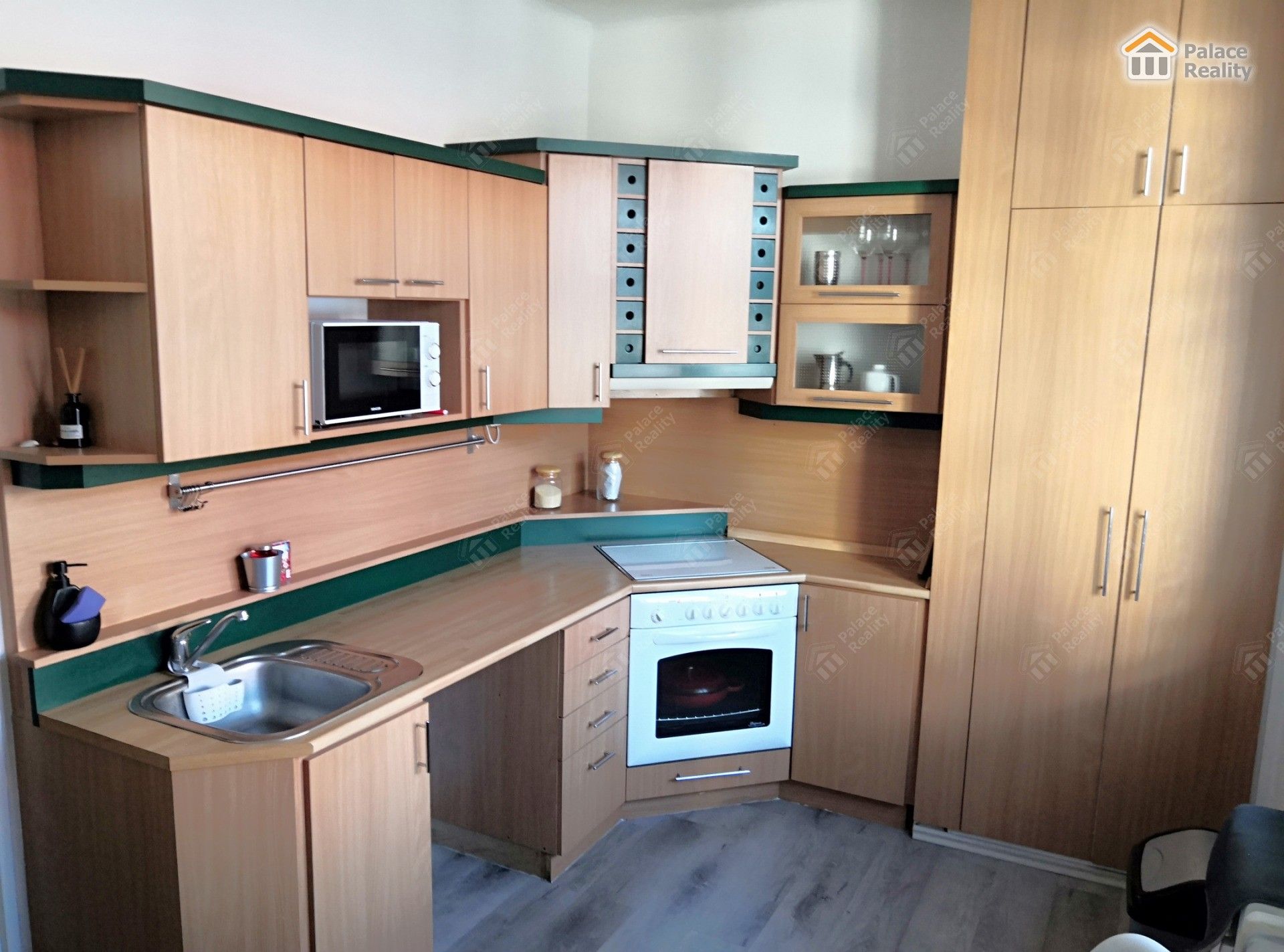 2+1, Nerudova, Hradec Králové, 50 m²