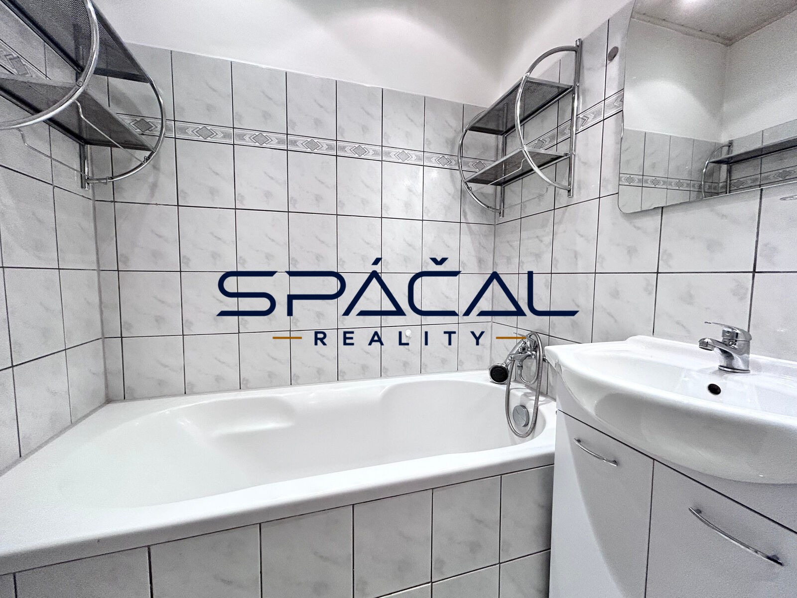 Byt 3+1 · 68 m² · Křižíkova, Sokolov - 3
