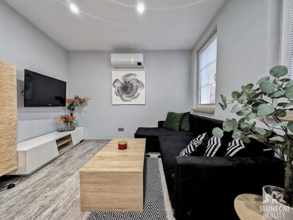 Pronájem rodinný dům - Uherský Brod, 688 01