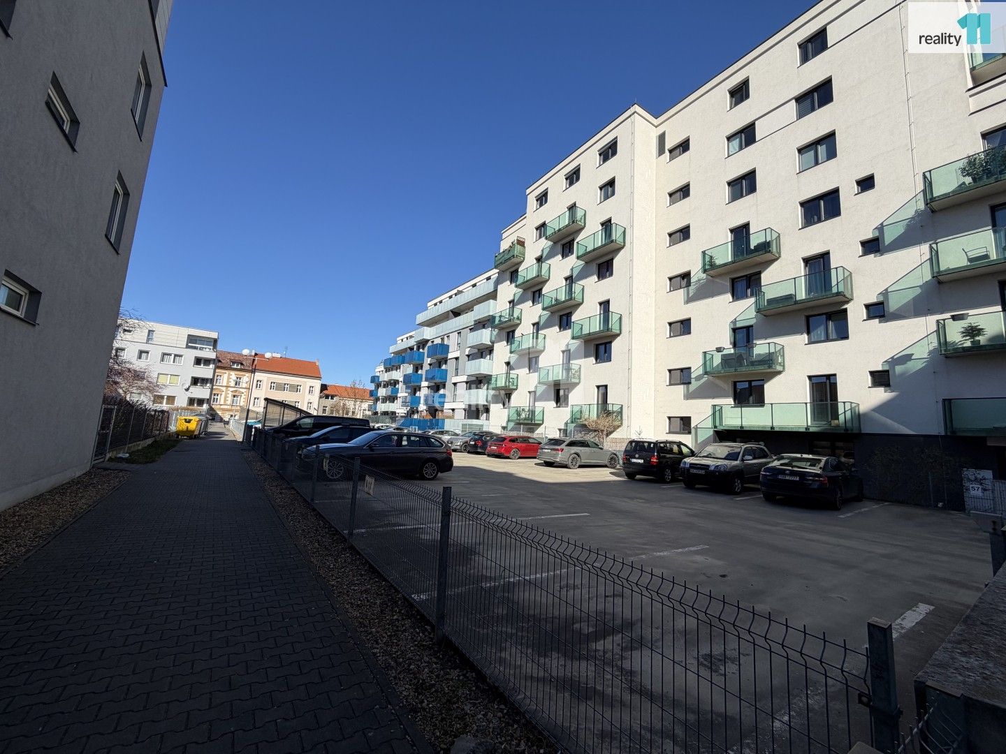 Pronájem garáž - Poděbradova, Plzeň, 12 m²