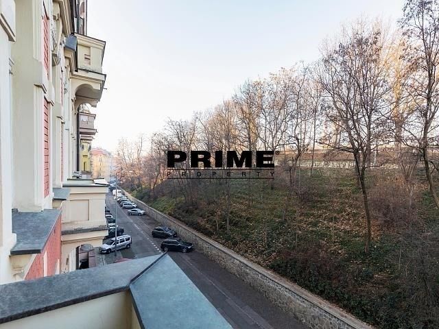 Pronájem byt 3+1 - Polská, Praha, 105 m²