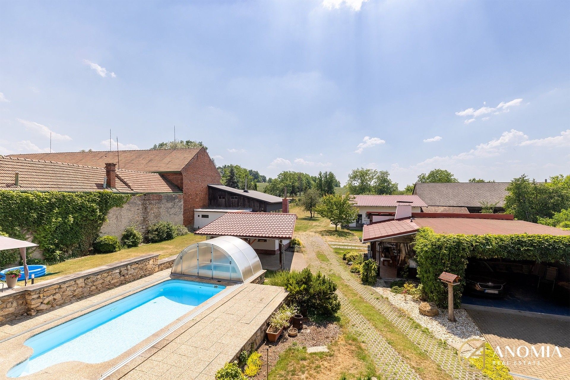 Rodinné domy, Tučín, 332 m² - 2