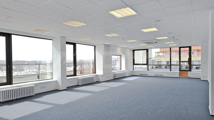 Pronájem kancelář - Dělnická, Praha 7 - Holešovice, 368 m² - 2