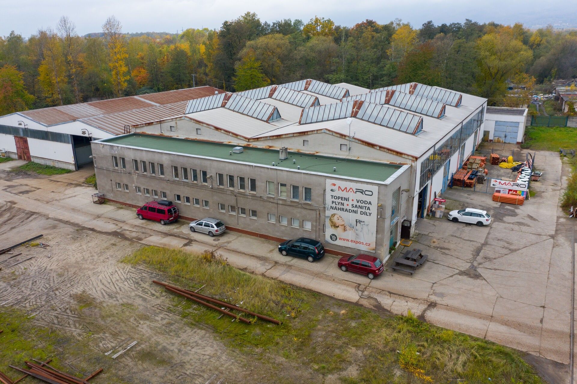Sklady, Řetenická, Újezdeček, 2 132 m² - 1