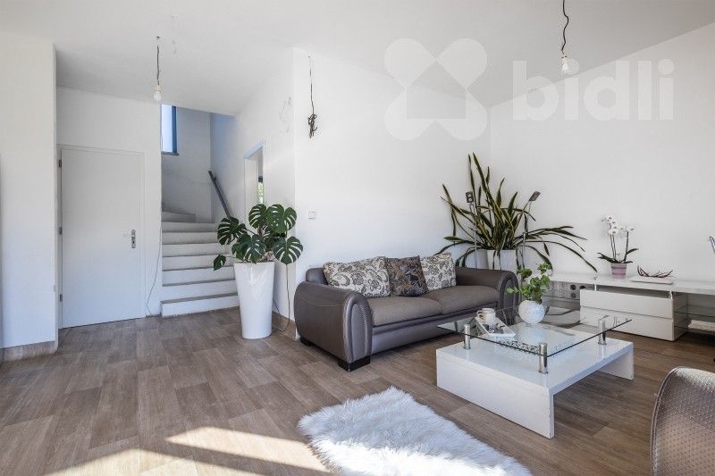Prodej rodinný dům - Na Kocandě 239, Veleň, 134 m² - 5