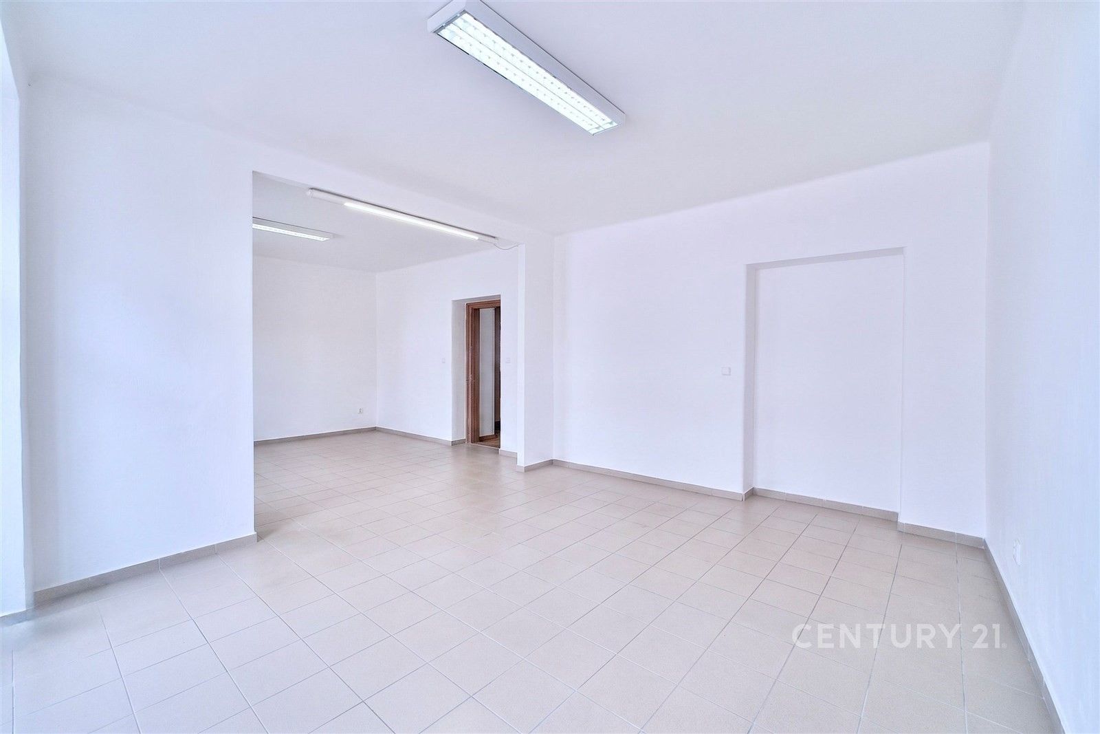 Obchodní prostory · 80 m² · Československé armády 257, Valašské Klobouky - 3
