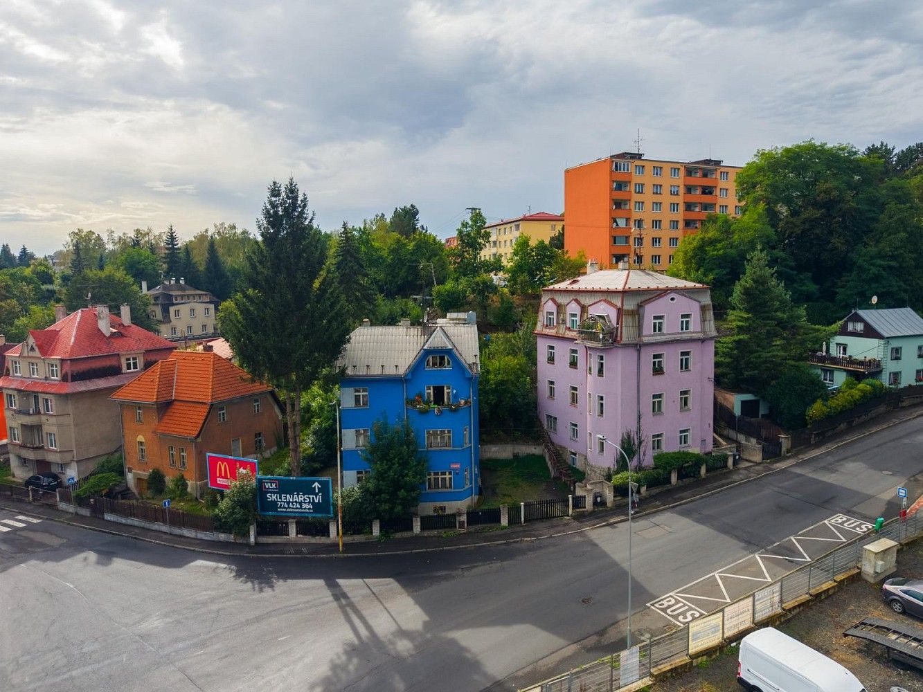 Rodinné domy, Teplárenská, Karlovy Vary - Bohatice, 521 m² - 1