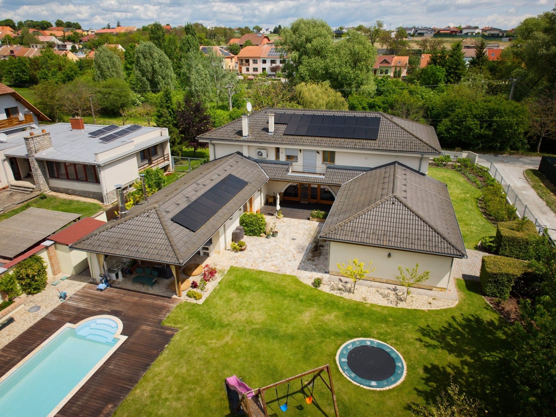 Vily, Syrovice, 376 m² - 2