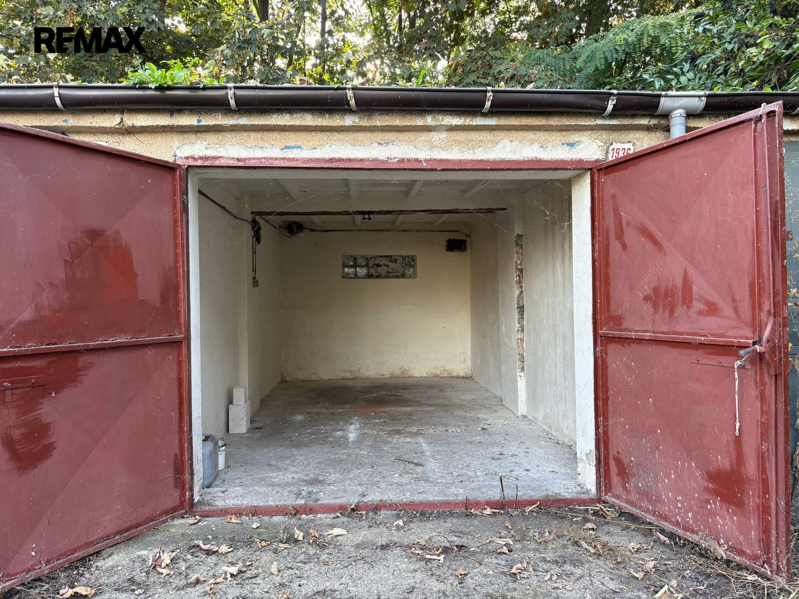 Garáž, 17 m²