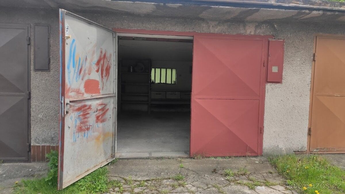 Garáž · Třinec, 739 61 - 2