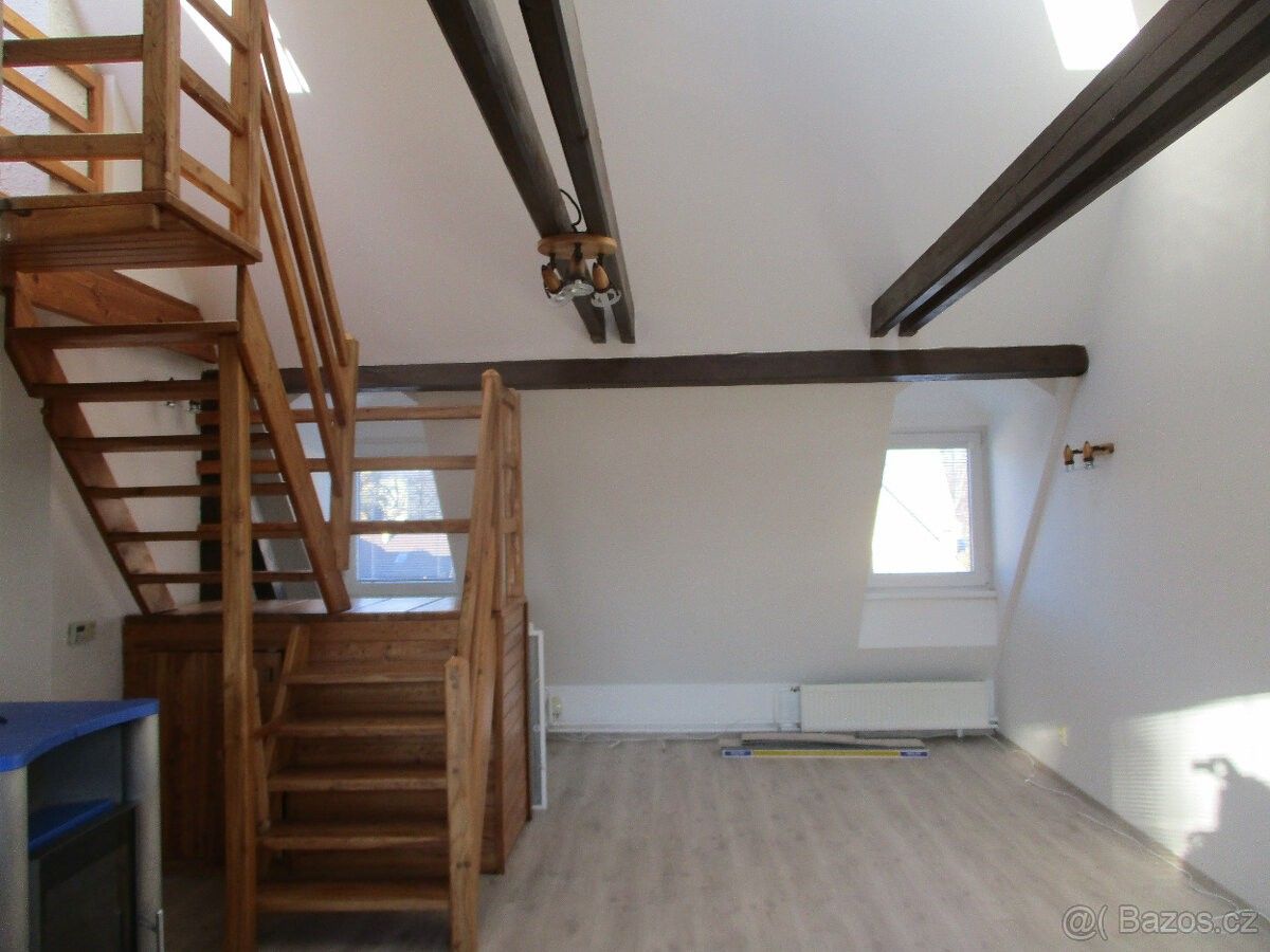 Pronájem byt - Opava, 747 05