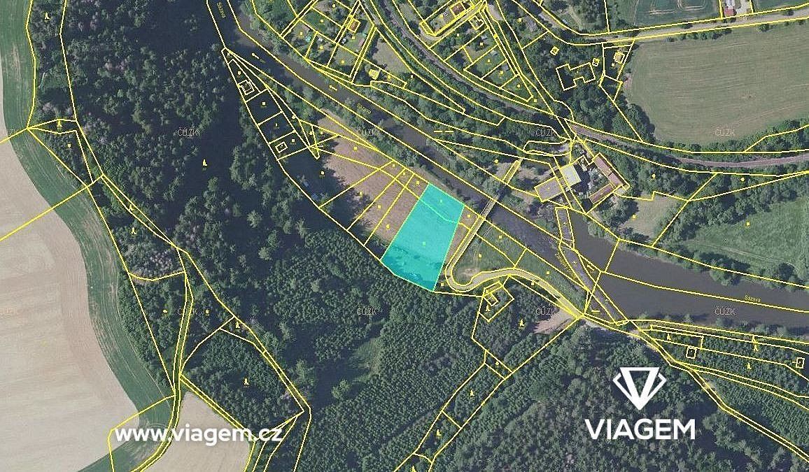 Zahrada · Hněvkovice, okres Havlíčkův Brod, Kraj Vysočina - 3