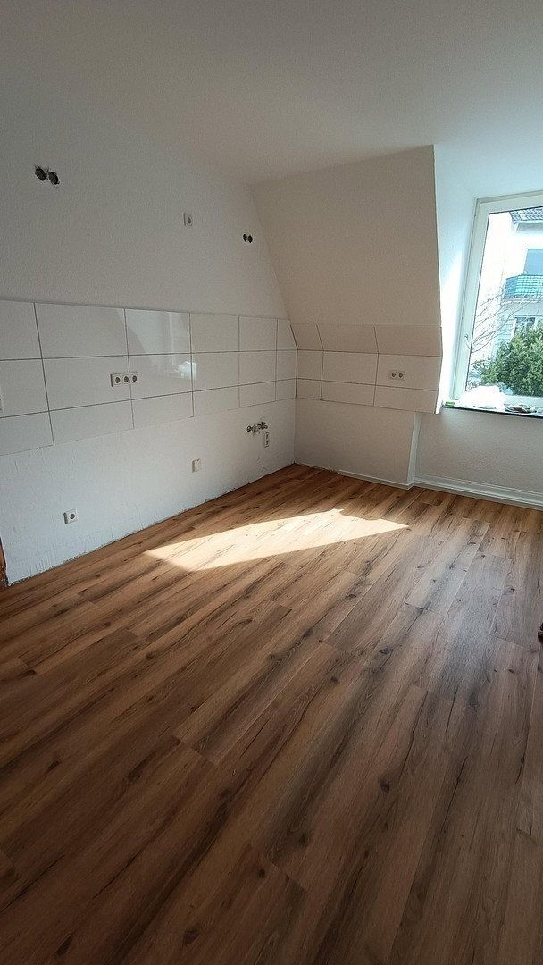 4+1, Feldstr. 48 Wuppertal Oberbarmen Nordrhein-Westfalen 42277, 100 m² - 2